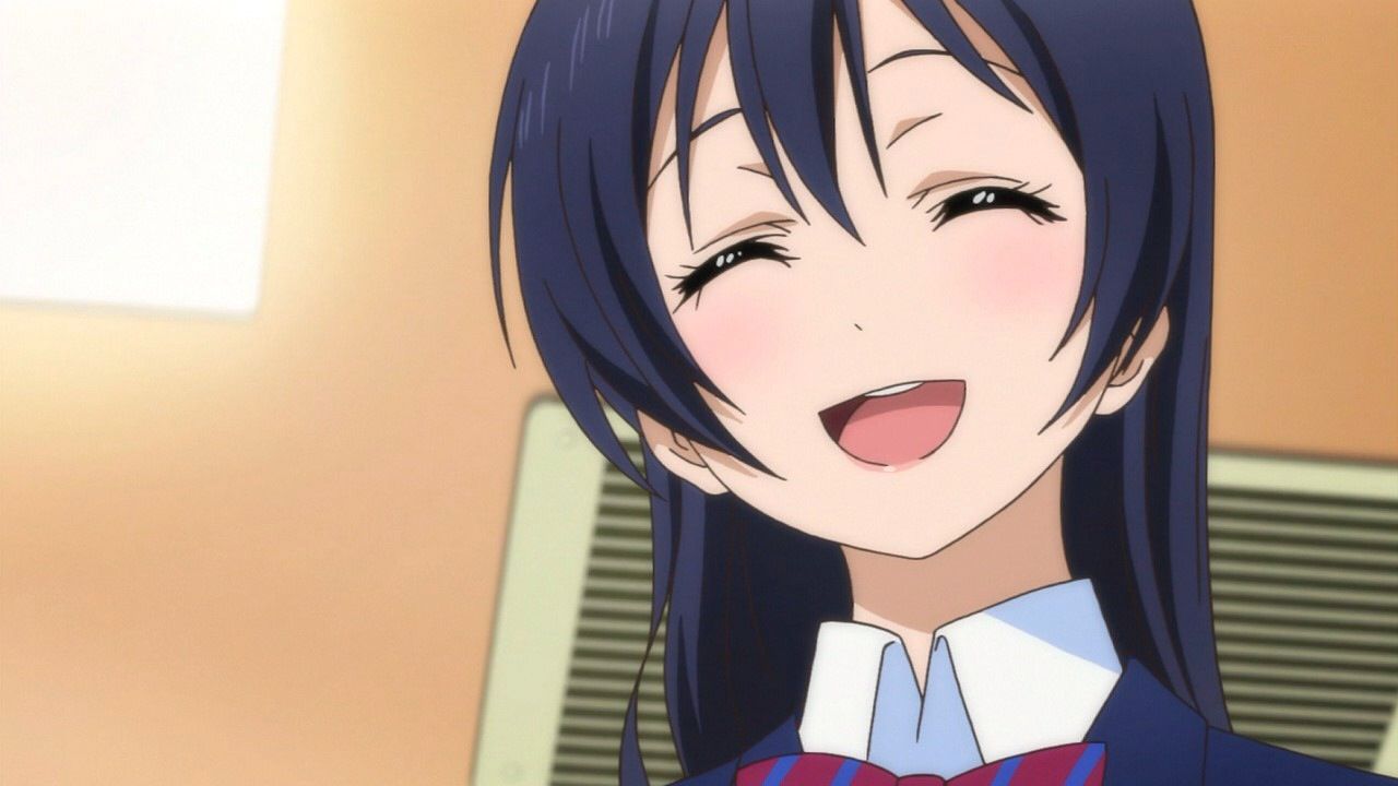 Love live! 6 second's comments. Love live the biggest moron times! Hatch is the only sore! 9