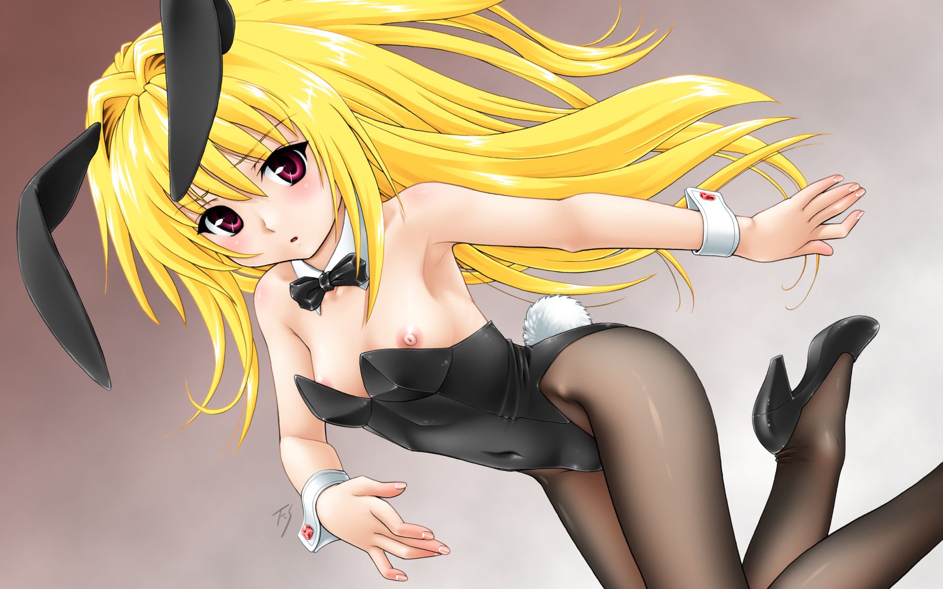 Erotic pictures of the Bunny girl! 11