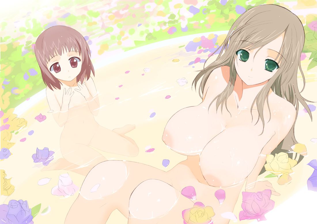 Enjoy bath time with the second girl picture together-on 2