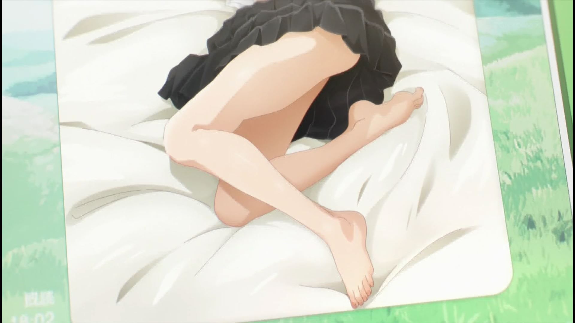 Erotic scenes such as erotic selfies of girls and wet sheer in episode 3 of the anime "Tomorrow-chan's sailor suit" 22