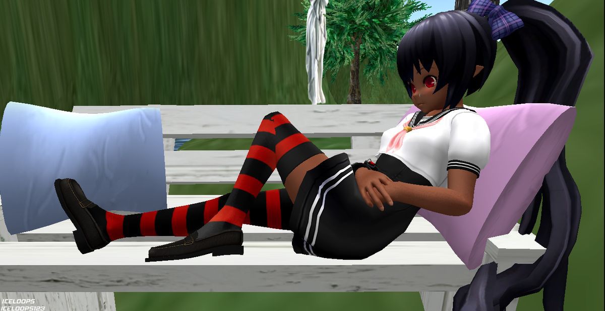 ice100 school girl [Second life] 2