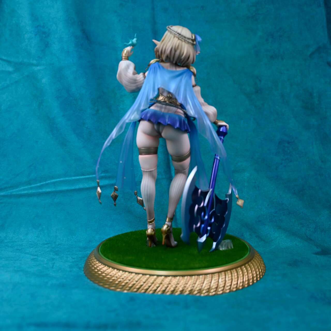 Very Hot Figurines 202