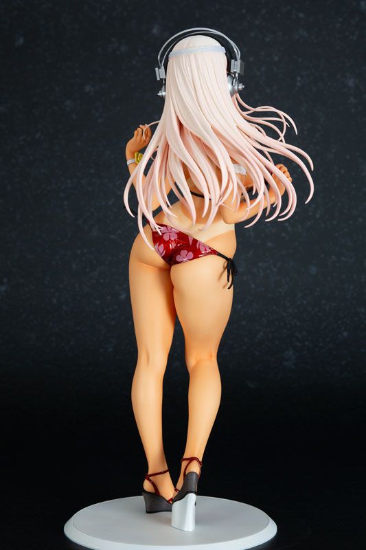 Very Hot Figurines 353