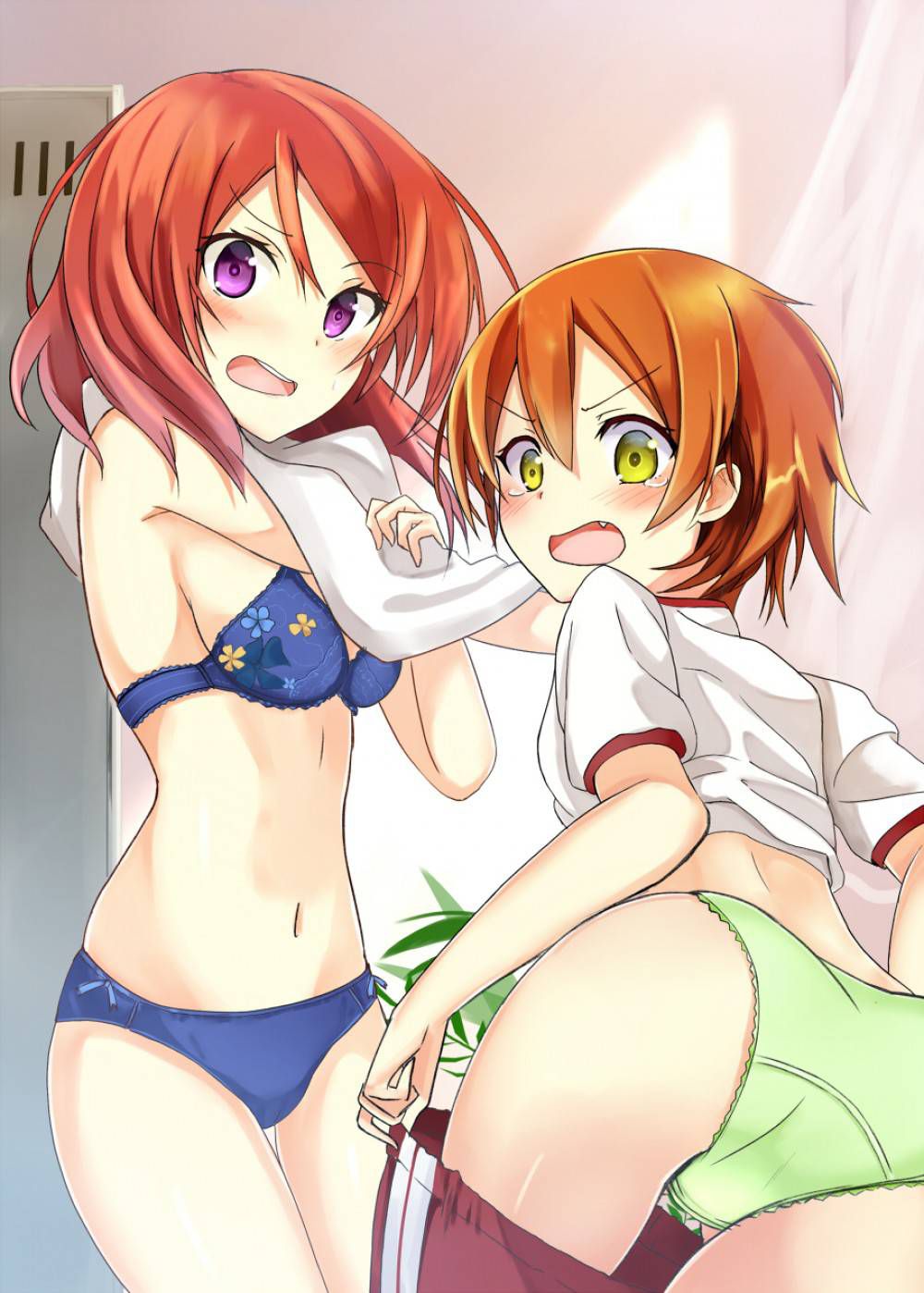 【Erotic Anime Summary】 Erotic image of a girl hiding and watching while changing clothes 【Secondary erotic】 23