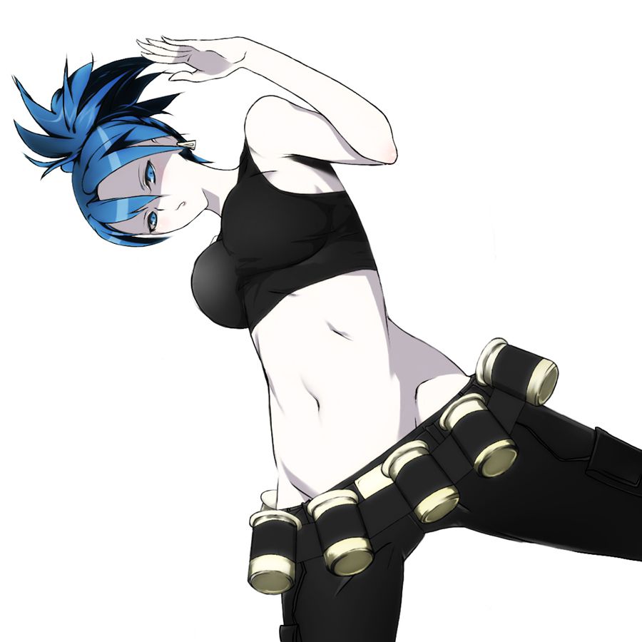 Leona Heidern 24