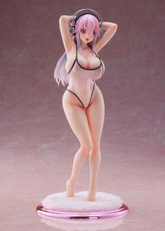 Supaso ni ko A figure whose are too erotic and overflowing with simple white one-piece swimsuit 4