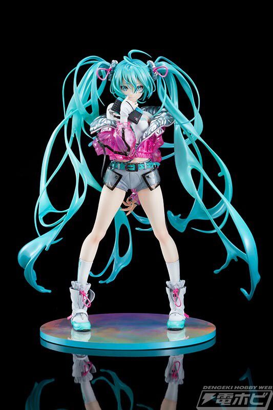 Hatsune Miku Erotic figure with erotic and buttocks in stylish navel and hot pants! 8